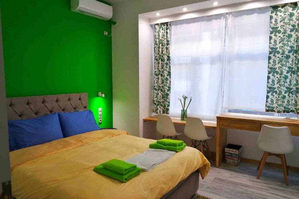 Casa Di Giorgio 10 Mins Walk From Port Apartment *