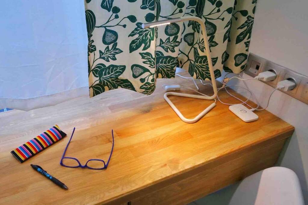 Casa Di Giorgio 10 Mins Walk From Port Apartment Piraeus